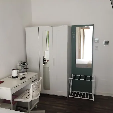 Πανσιόν Affittacamere Mare Fuori 3*