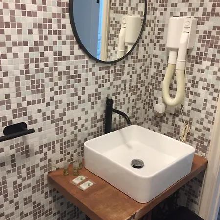 Affittacamere Mare Fuori 3* Λα Σπέτσια